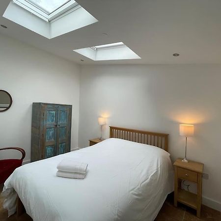 Tranquil, Secluded, Rural Cottage For Two Beaumaris Bagian luar foto